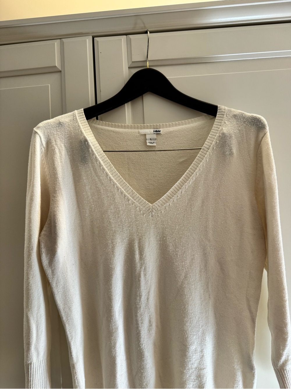 H&M Women's V-Neck Y2K Sweater - Off-White - Picture 5 of 11
